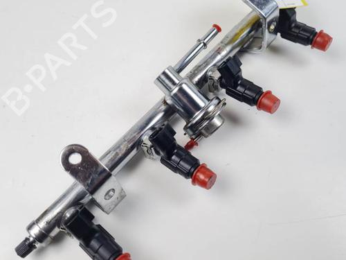 Used Injection rail MINI MINI Convertible (R52) Cooper (116 hp) 25590815