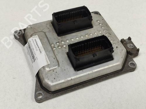 Used Engine control unit (ECU) Engine control unit (ECU) OPEL VECTRA C GTS (Z02) [2002-2009] 10135589 10135589