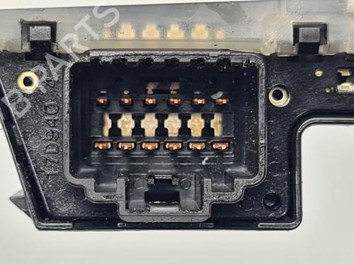  - Image 3