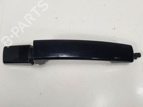 Used Rear right exterior door handle Rear right exterior door handle LAND ROVER DISCOVERY III (L319) 2.7 TD 4x4 (190 hp) 6847394 6847394