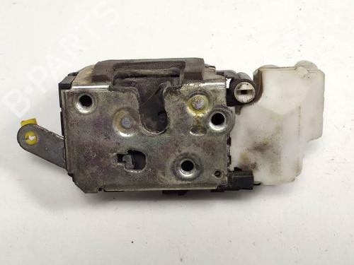 Used Rear left lock ALFA ROMEO 147 (937_) 1.6 16V T.SPARK ECO (937.AXA1A, 937.BXA1A) (105 hp) 8909933