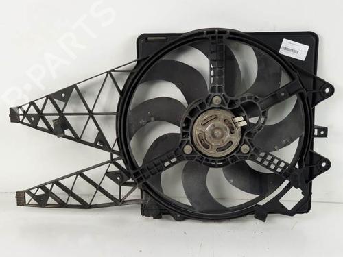 Used Radiator fan FIAT GRANDE PUNTO (199_) [2005-2025]  6842822