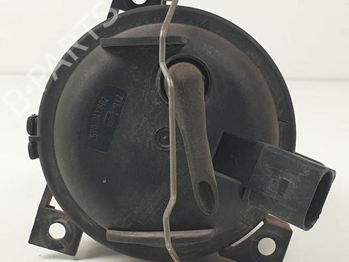 Right front fog light SEAT LEON (1P1) 1.6 | BP24915345C31 - Image 4