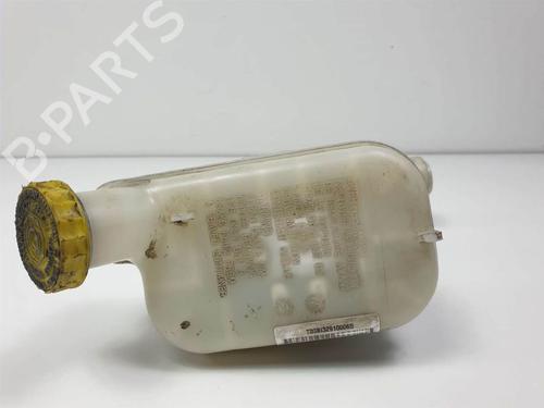 Used Brake master cylinder Brake master cylinder CHRYSLER VOYAGER IV (RG, RS) 2.5 CRD (141 hp) 11034681 11034681
