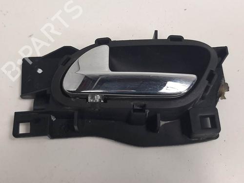 Used Rear left interior door handle Rear left interior door handle PEUGEOT 407 (6D_) 2.0 (6DRFNB, 6DRFNE) (136 hp) 6846374 6846374