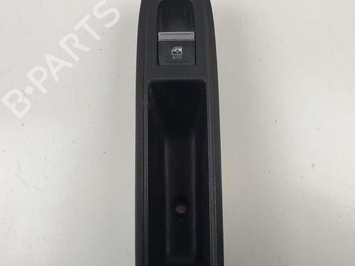 Used Right rear window switch Right rear window switch RENAULT CAPTUR II (HF_) TCe 100 (HFMT) (101 hp) 27667989 27667989