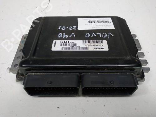 Used Engine control unit (ECU) VOLVO V40 Estate (645) 1.8 LPG (122 hp) 8263824