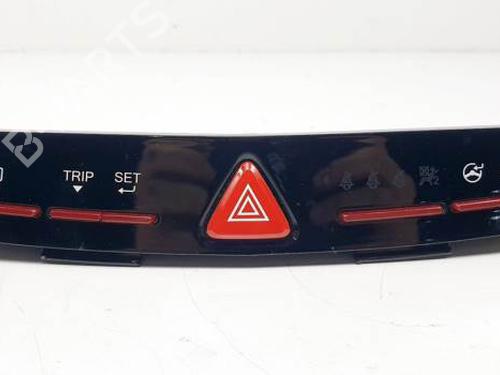 Used Warning switch SSANGYONG XLV SUV e-XGi 160 (128 hp) 15548355