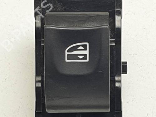 Used Right front window switch Right front window switch RENAULT LAGUNA III (BT0/1) 2.0 dCi (BT07, BT0J, BT14, BT1A, BT1S) (131 hp) 24934336 24934336