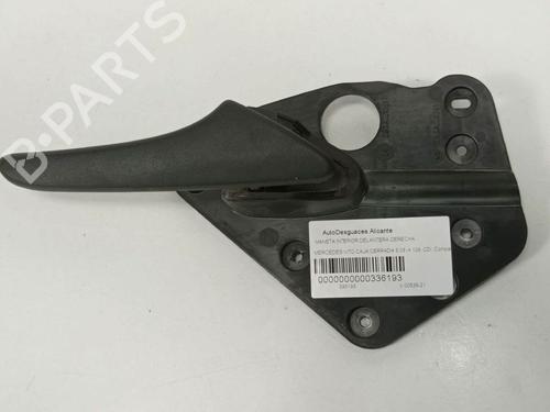 Used Front right interior door handle Front right interior door handle MERCEDES-BENZ VITO / MIXTO Van (W639) 109 CDI (639.601, 639.603, 639.605) (88 hp) 7708104 7708104