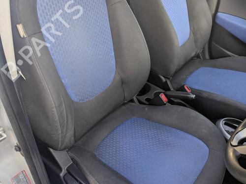 Left rear window switch HYUNDAI i20 I (PB, PBT) 1.4 | BP37539355I29 - Image 17