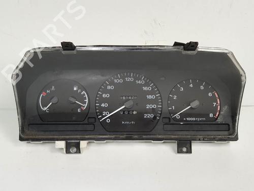 Used Instrument cluster Instrument cluster HYUNDAI SANTAMO 2.0 (105 hp) 6853547 6853547
