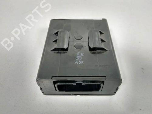 Used Electronic module Electronic module TOYOTA RAV 4 II (_A2_) 2.0 D 4WD (CLA20_, CLA21_, CLA20R, CLA21R) (116 hp) 7282457 7282457