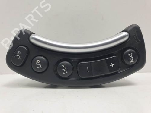 Used Steering wheel controls Steering wheel controls LAND ROVER RANGE ROVER III (L322) 3.6 D 4x4 (272 hp) 9363024 9363024