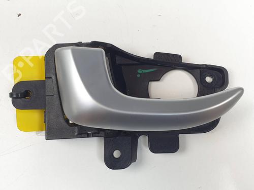 front-left-interior-door-handle-hyundai-i30-estate-gd-2012-29581675 main image