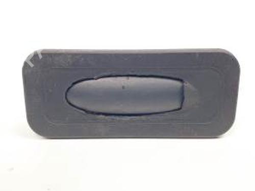 Used Tailgate handle RENAULT MEGANE III Hatchback (BZ0/1_, B3_) 1.5 dCi (BZ09, BZ0D, BZ1W, BZ29, BZ14) (110 hp) 25116730