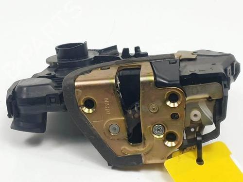 Used Front left lock TOYOTA COROLLA (_E12_) 2.0 D-4D (CDE120R, CDE120L_) (110 hp) 18115779