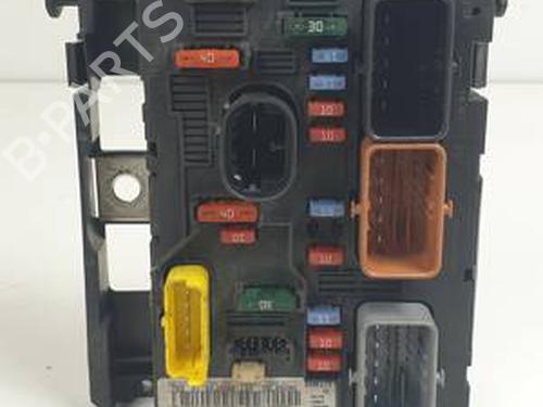 Zekeringkast CITROËN C4 I Saloon 1.6 HDi (109 hp) 31272223