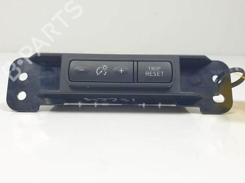 Used Switch NISSAN MICRA V (K14) 0.9 IG-T (90 hp) 19672505