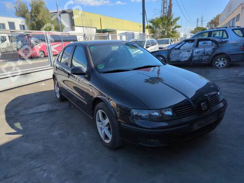 Right front driveshaft SEAT LEON (1M1) 1.6 16 V | BP25433462M39 