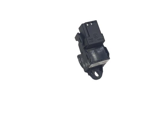 Right front window switch LAND ROVER FREELANDER 2 (L359) 2.2 TD4 4x4 | BP38480547I26 - Image 2