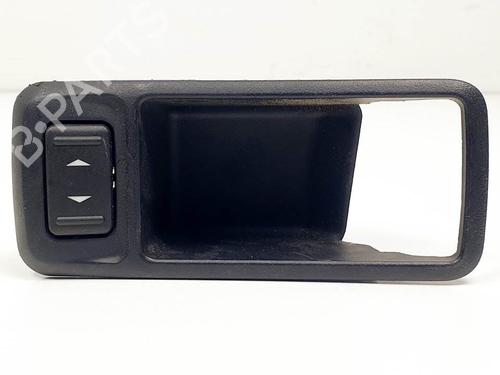 Used Right rear window switch Right rear window switch FORD KUGA I 2.0 TDCi 4x4 (163 hp) 13652016 13652016