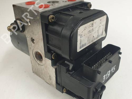 Used ABS pump ABS pump KIA SORENTO I (JC) 2.5 CRDi 4WD (140 hp) 30959039 30959039