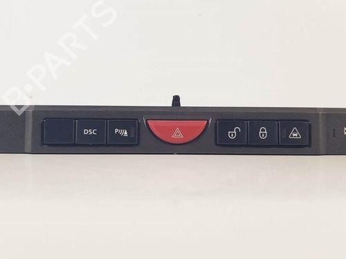 Used Warning switch Warning switch LAND ROVER RANGE ROVER SPORT I (L320) 3.6 D 4x4 (272 hp) 17701277 17701277