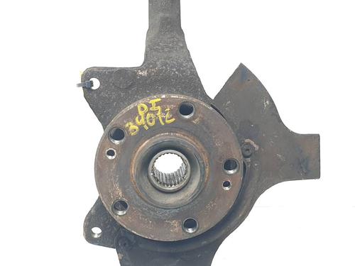 Used Left front steering knuckle Left front steering knuckle RENAULT ESPACE III (JE0_) 2.0 (JE0A) (114 hp) 39744767 39744767