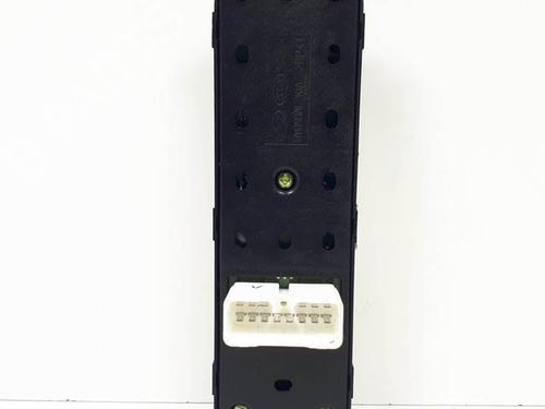 Left front window switch HYUNDAI SANTA FÉ II (CM) 2.2 CRDi 4x4 | BP16346531I27 