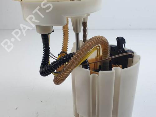 Used Fuel pump BMW 2 Active Tourer (F45) 218 d (150 hp) 24499617