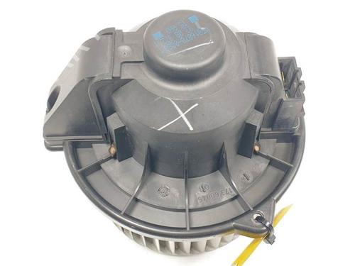 Heater blower motor LAND ROVER DISCOVERY III (L319) 2.7 TD 4x4 | BP16579341M62 