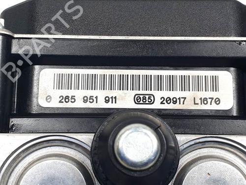 ABS pump JAGUAR XF I (X250) 2.2 D | BP25138593M43 