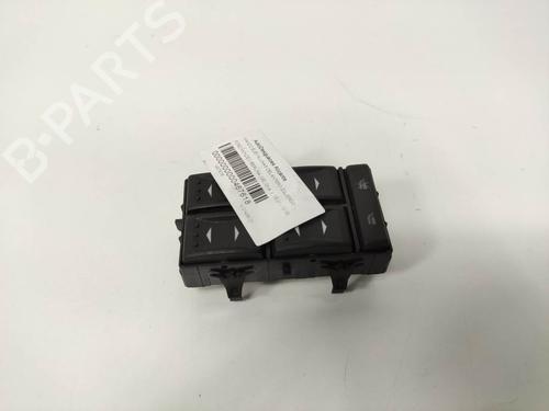 Used Left front window switch Left front window switch FORD MONDEO III (B5Y) 2.0 TDCi (130 hp) 8640594 8640594