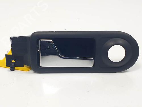 Used Front left interior door handle VW GOLF IV (1J1) 1.4 16V (75 hp) 25155293