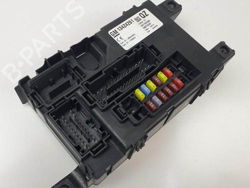 Used Fuse box Fuse box OPEL CORSA D (S07) 1.3 CDTI (L08, L68) (95 hp) 27884936 27884936