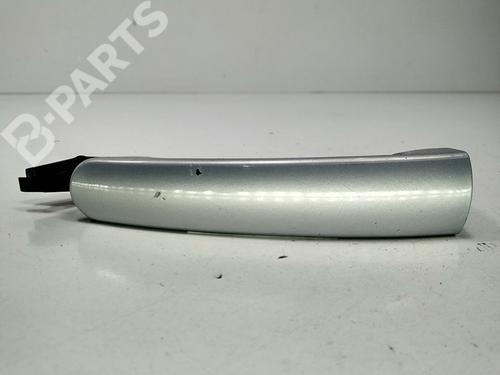 Used Rear left exterior door handle Rear left exterior door handle VW GOLF IV (1J1) 1.9 TDI (90 hp) 8526241 8526241