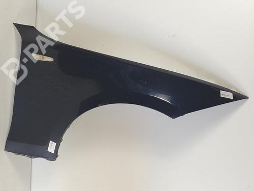 Used Right front fenders Right front fenders BMW 1 (E81) 120 d (177 hp) 11110027 11110027