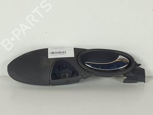 Used Rear right interior door handle Rear right interior door handle MERCEDES-BENZ A-CLASS (W168) A 190 (168.032, 168.132) (125 hp) 14909226 14909226