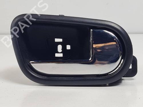 Used Front right interior door handle Front right interior door handle 37507844 37507844