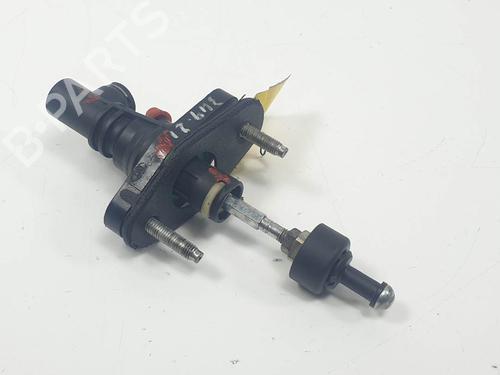 Used Clutch slave cylinder Clutch slave cylinder RENAULT LAGUNA II (BG0/1_) 1.8 16V (BG0B, BG0M) (120 hp) 13954072 13954072