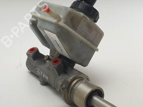 Used Brake master cylinder Brake master cylinder RENAULT MASTER II Bus (JD) 2.5 dCi (JD01, JD02, JD11, JD12, JD1W) (120 hp) 29172548 29172548