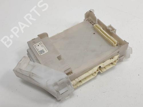 Used Fuse box Fuse box TOYOTA PRIUS PLUS (_W4_) 1.8 Hybrid (ZVW40W, ZVW41W) (136 hp) 8946199 8946199