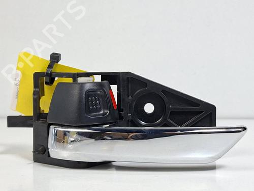 Used Front left interior door handle Front left interior door handle 39196464 39196464