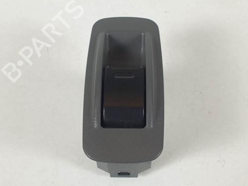 Used Right rear window switch Right rear window switch TOYOTA RAV 4 II (_A2_) 2.0 D 4WD (CLA20_, CLA21_, CLA20R, CLA21R) (116 hp) 14445642 14445642