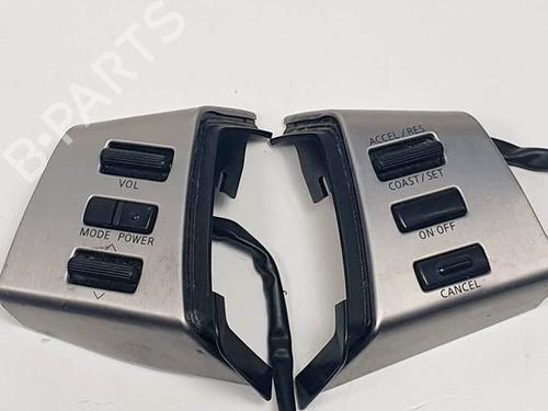 Used Steering wheel controls Steering wheel controls NISSAN MURANO I (Z50) 3.5 (234 hp) 17916000 17916000