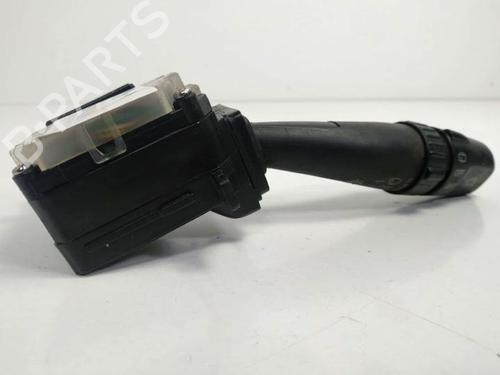Steering column stalk HYUNDAI SANTA FÉ I (SM) 2.0 CRDi 4x4 | BP6857469I23 