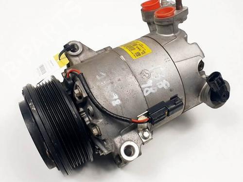 Used AC compressor AC compressor FORD FOCUS III 1.0 EcoBoost (100 hp) 17585050 17585050