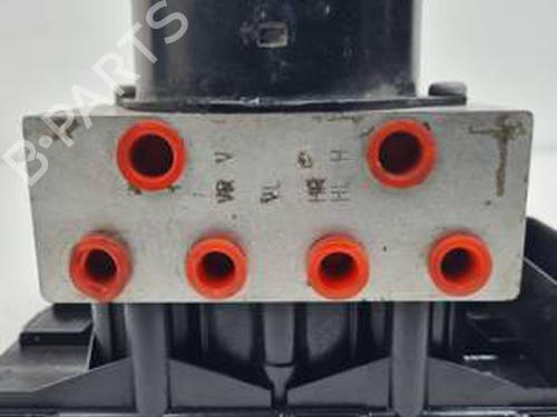 ABS pump MERCEDES-BENZ CLK (C208) CLK 230 Kompressor (208.347) | BP31152973M43