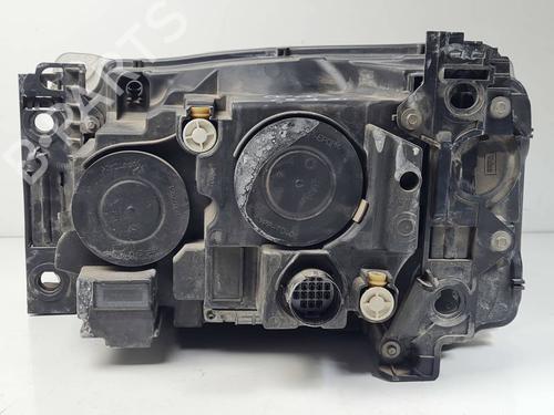 Right headlight LAND ROVER RANGE ROVER SPORT I (L320) 3.0 D 4x4 | BP29321730C29 